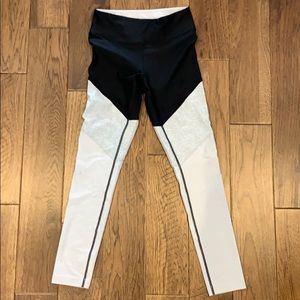 Outdoor Voices legging size small